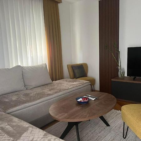 Kuman Apartments Kumanovo Bagian luar foto